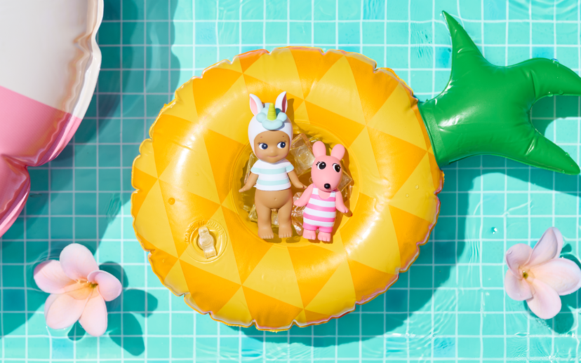 Summer Vacation: Sun-Kissed Style - SOLD OUT G4